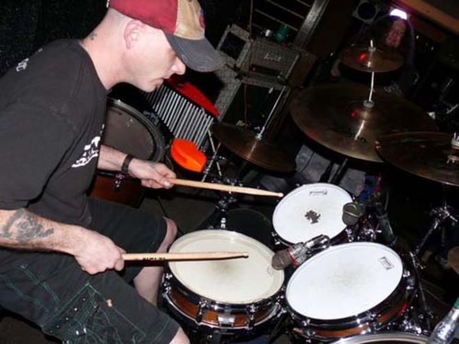 Man attempts 84 hour drumming marathon world record